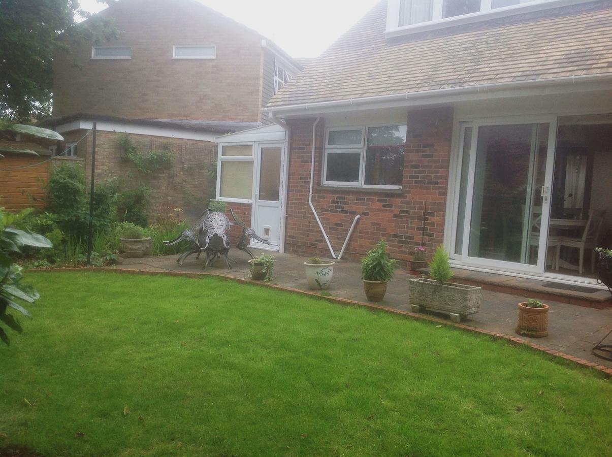 Oak Tree House Bed & Breakfast Waterlooville Exterior photo